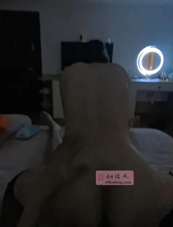 个人青青 - 江苏-扬州 楼凤实拍第2张