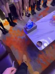 【独家】吉林 - 长春 老师 长春KTV真空裸台 内部实拍