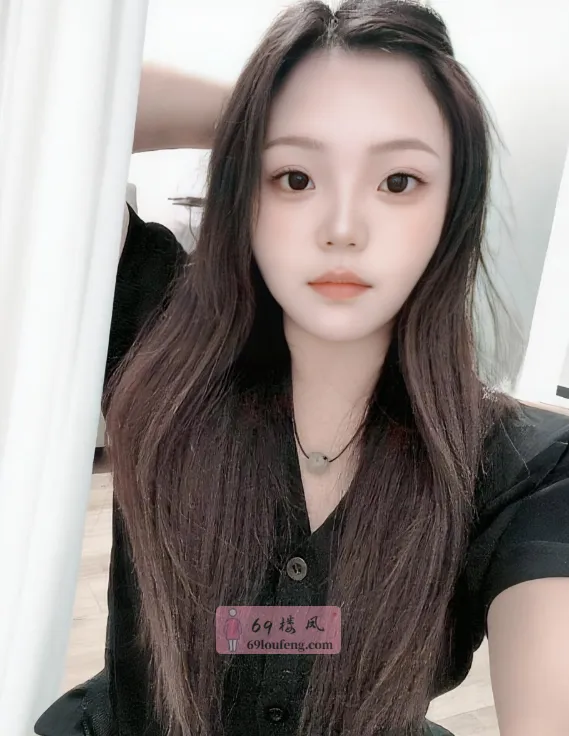 素人兼职嫩妹子 - 湖南-长沙 楼凤实拍第1张