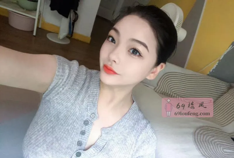 颜值虎牙妹文文 - 广东-深圳 楼凤实拍第3张