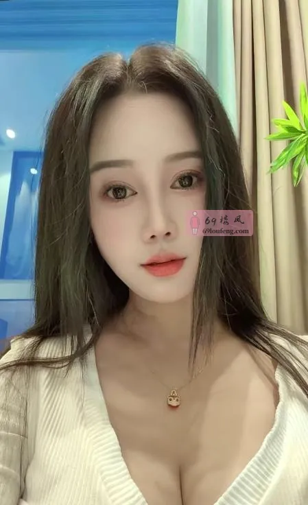 颜值D奶骚女冷萌 - 浙江-杭州 楼凤实拍第4张