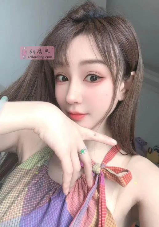 黑丝骚臀程程 - 湖北-武汉 楼凤实拍第1张