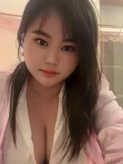 点击查看 广东 - 深圳 微胖E奶茜茜 更多实拍详情