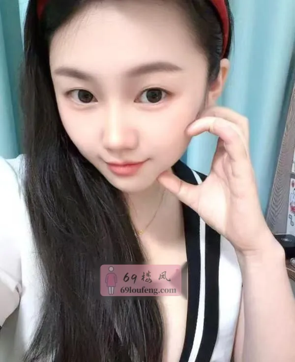 大胸清纯外语老师 - 浙江-杭州 楼凤实拍第3张