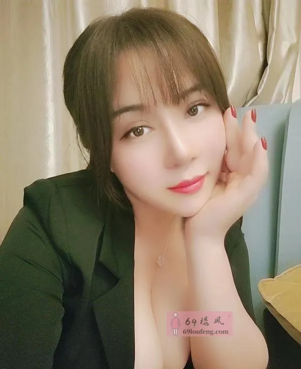 F奶少妇 - 广东-广州 楼凤实拍第2张