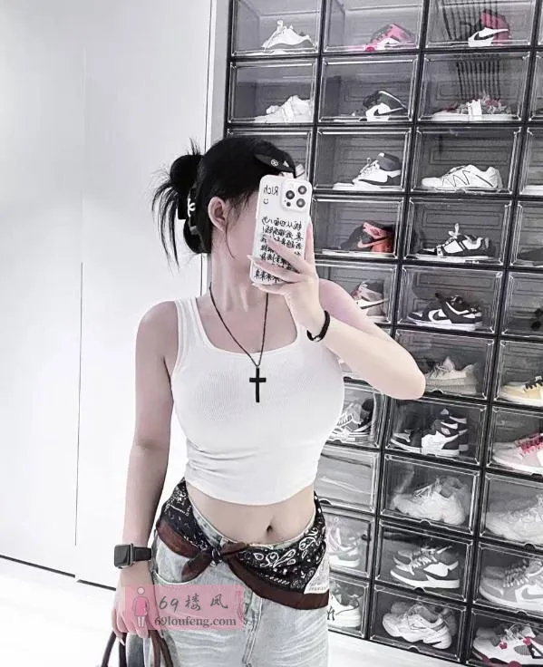 成都东门楼凤 - 四川-成都 楼凤实拍第1张