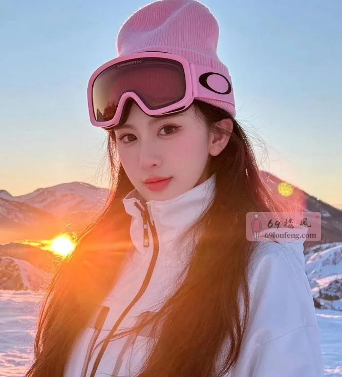 身材颜值拉满瑜伽老师 - 广东-深圳 楼凤实拍第2张