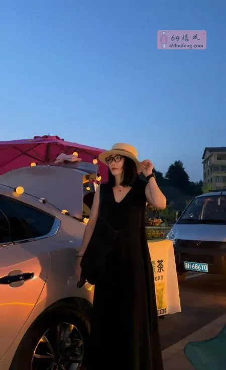 温温柔柔的眼镜妹 - 安徽-合肥 楼凤实拍第1张