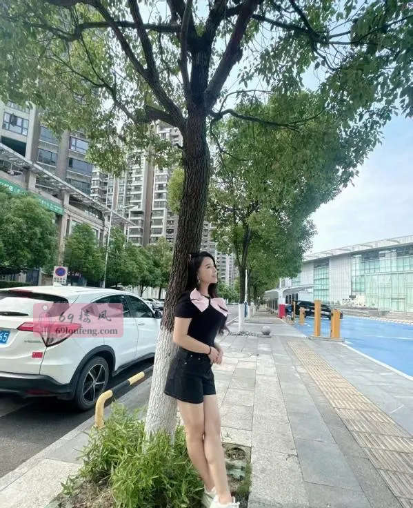 黄浦大胸化妆老师 - 上海-黄浦区 楼凤实拍第1张