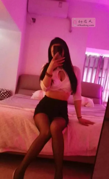 兼职大胸老板娘 - 江苏-南京 楼凤实拍第1张