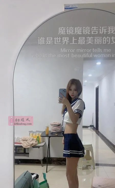 制服一线天蓓蓓 - 广东-广州 楼凤实拍第3张