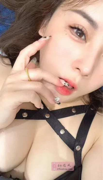 舌吻F胸幺妹 - 安徽-合肥 楼凤实拍第1张