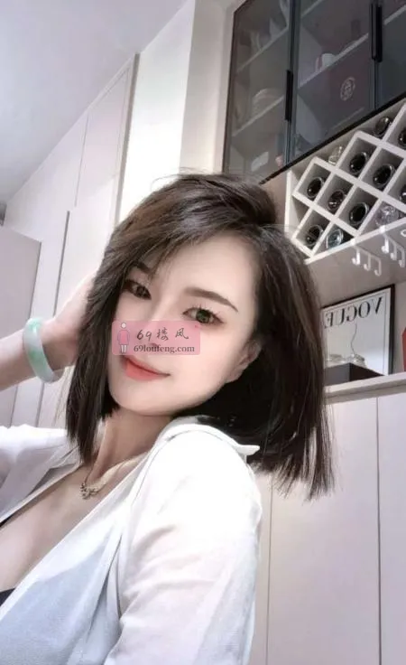 角色扮演御姐 - 云南-昆明 楼凤实拍第1张