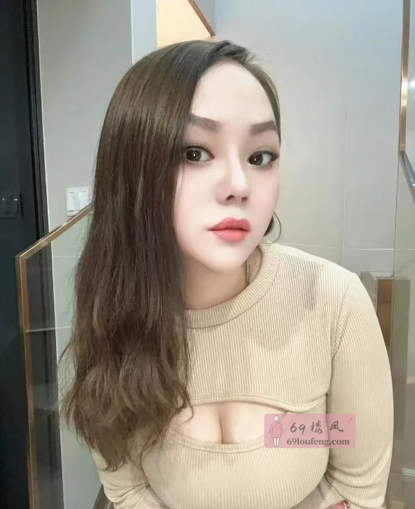 罗湖巨乳风骚少妇 - 广东-深圳 楼凤实拍第1张