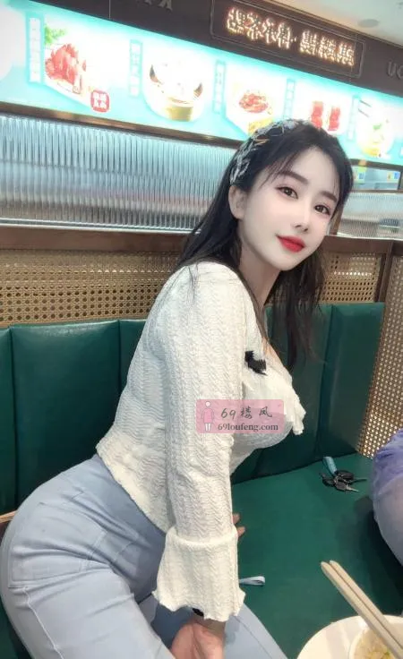 性感瑜伽老师希希 - 广东-深圳 楼凤实拍第4张