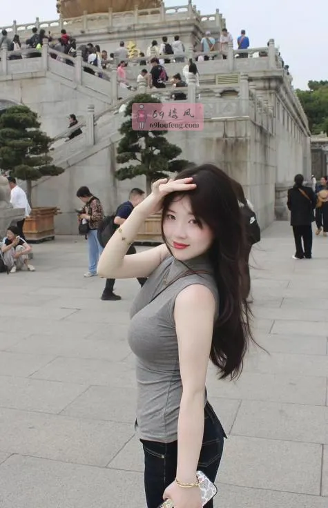 可爱美乳大胸妹妹 - 江苏-南京 楼凤实拍第2张