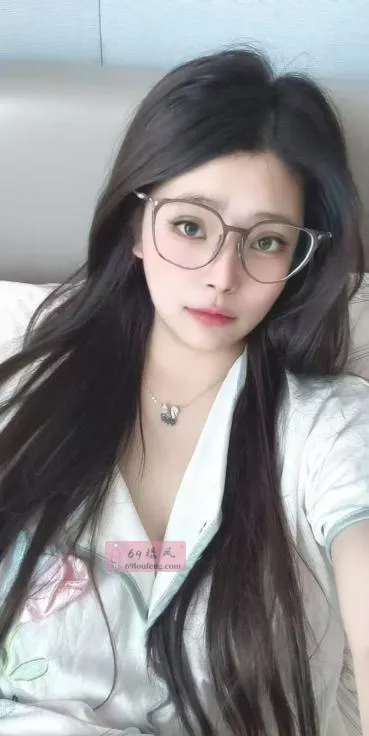 丰满巨乳骚货 - 广东-惠州 楼凤实拍第1张