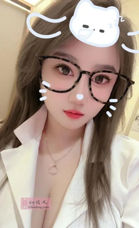 高新丰满大奶知雪妹妹 - 四川-成都 楼凤实拍第3张