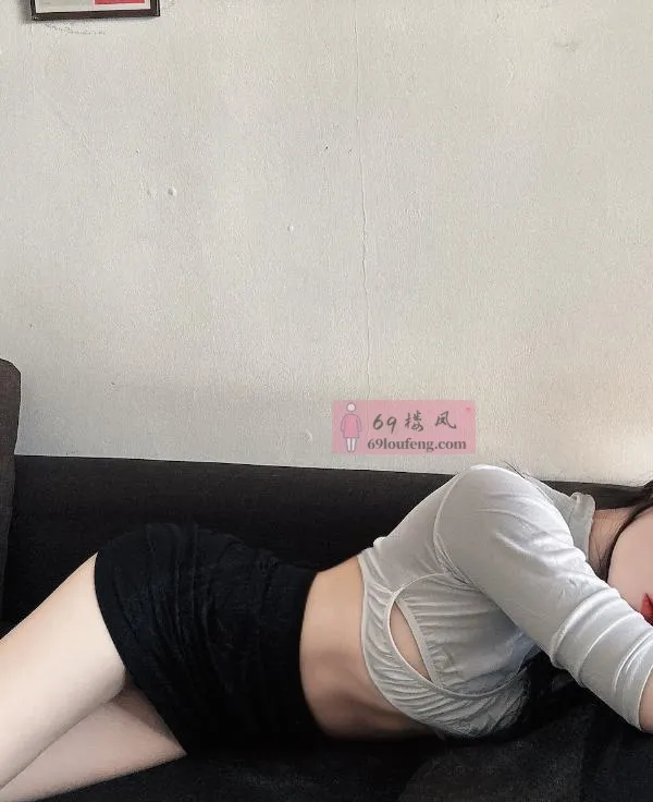 马甲线翘臀宝贝儿 - 广东-深圳 楼凤实拍第4张