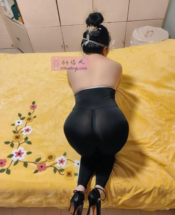连体裤肉臀少妇 - 江苏-南京 楼凤实拍第2张