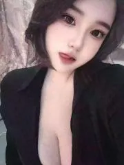 辽宁 - 沈阳高颜值老师大波性感骚货实拍