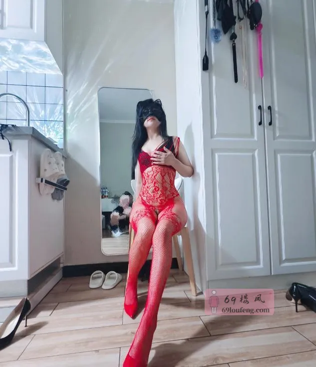 出击骚丽丽 - 四川-成都 楼凤实拍第3张