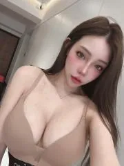 江西 - 南昌 楼凤圈口碑推荐：过年不回家的性感御姐 照片