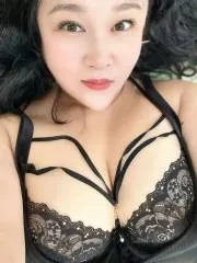 滨江肥臀老板娘 浙江 - 杭州线下实拍无遮挡