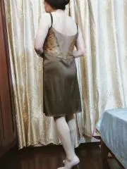 布吉gj水床熟女 真实工作室环境 (地点：广东 - 深圳)