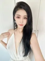 广东 - 深圳 楼凤圈口碑推荐：温柔古典美御姐不打烊 照片