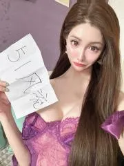 Ts模特彤彤男娘 真实工作室环境 (地点：辽宁 - 沈阳)