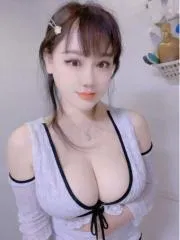 大奶美女 现场拍摄照片 (安徽 - 合肥)