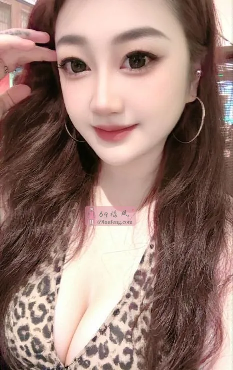 思明美胸蜜桃臀雨衫 - 福建-厦门 楼凤实拍第4张