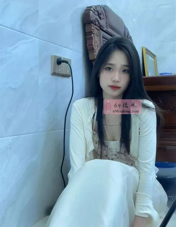 新人晓晓极品淫荡骚货 - 上海-闵行区 楼凤实拍第3张