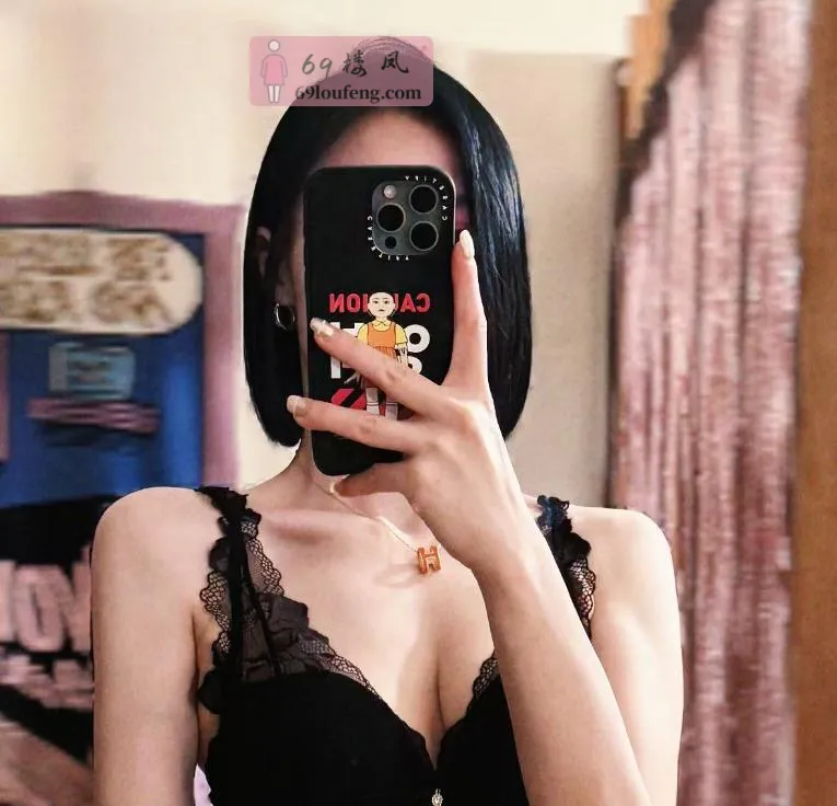 长宁区气质短发御姐 - 上海-长宁区 楼凤实拍第4张