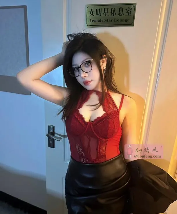 高颜值大臀模特 - 广东-广州 楼凤实拍第2张