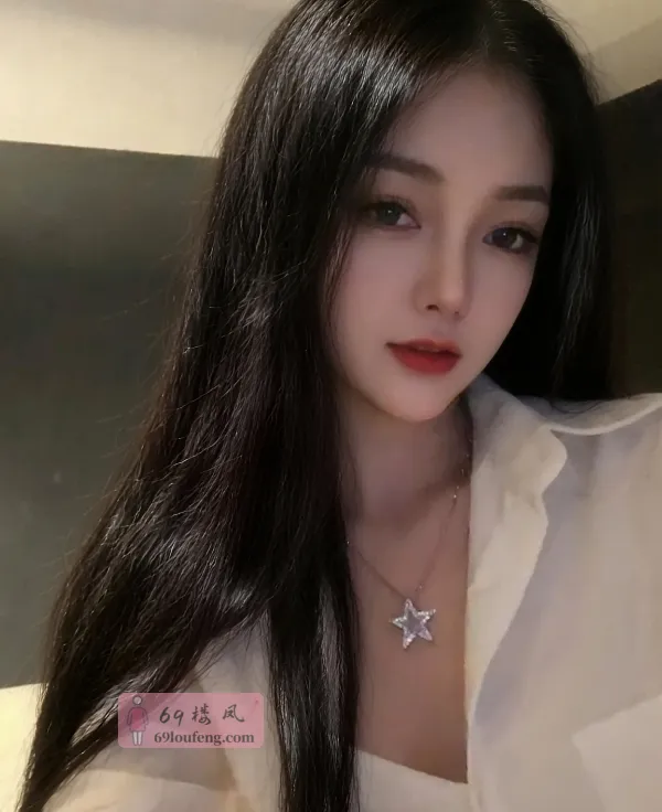 上梅林美乳西西 - 广东-深圳 楼凤实拍第1张