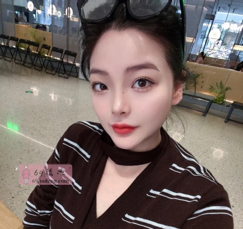 虎牙妹文文 - 广东-深圳 楼凤实拍第4张