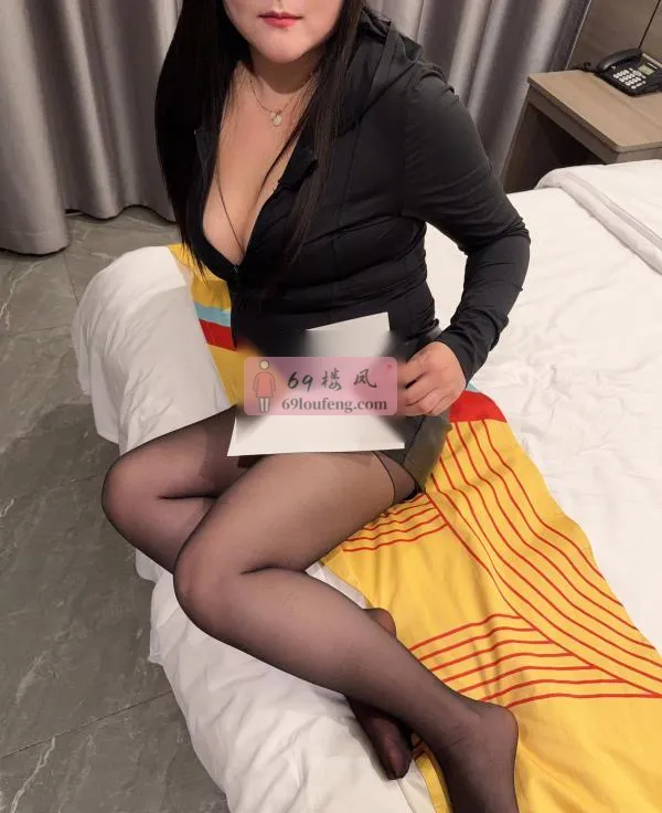 梁溪区丰满少妇 - 江苏-无锡 楼凤实拍第1张