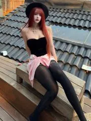 浙江 - 杭州 附近最火老师 腰细臀翘颜值馨菲老师 照片墙