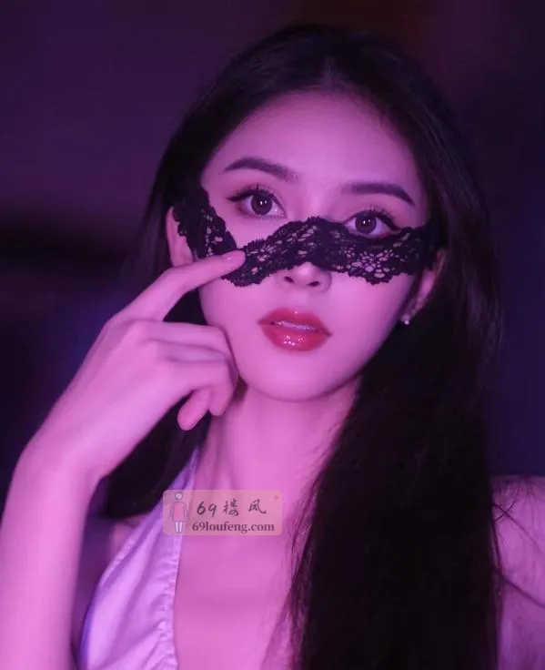 罗湖制服诱惑小月 - 广东-深圳 楼凤实拍第1张