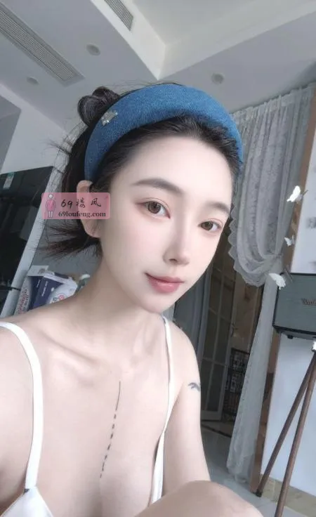 黄岛高挑颜值性感可可 - 山东-青岛 楼凤实拍第1张