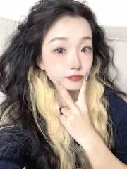 【独家】湖南 - 长沙 老师 兼职小妹西西 内部实拍