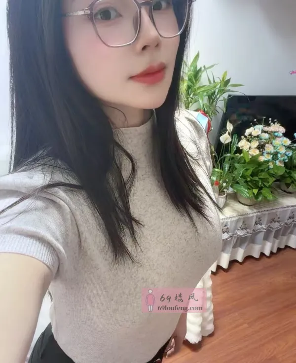 妖艳女神徐冬冬 - 广东-深圳 楼凤实拍第1张