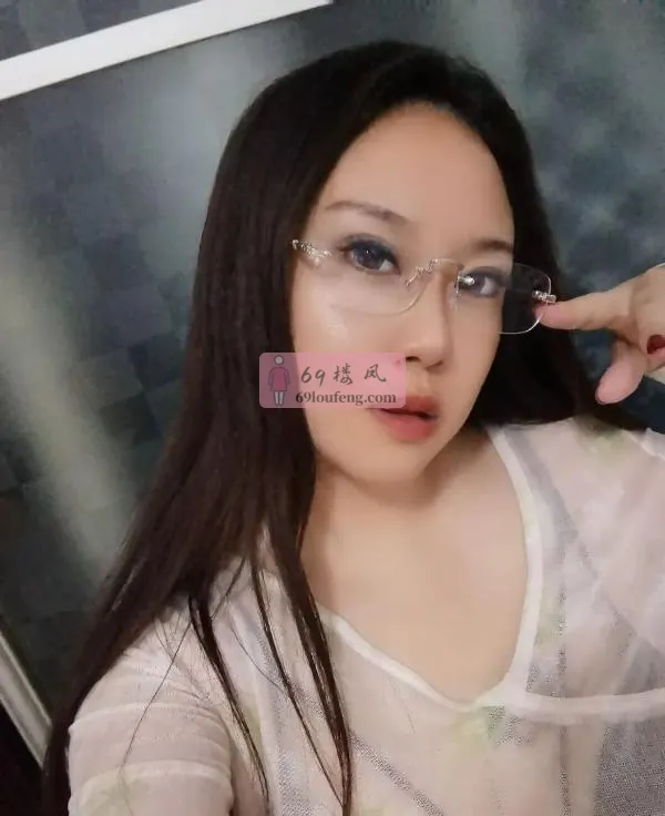 菊乐路大奶莹莹 - 四川-成都 楼凤实拍第4张
