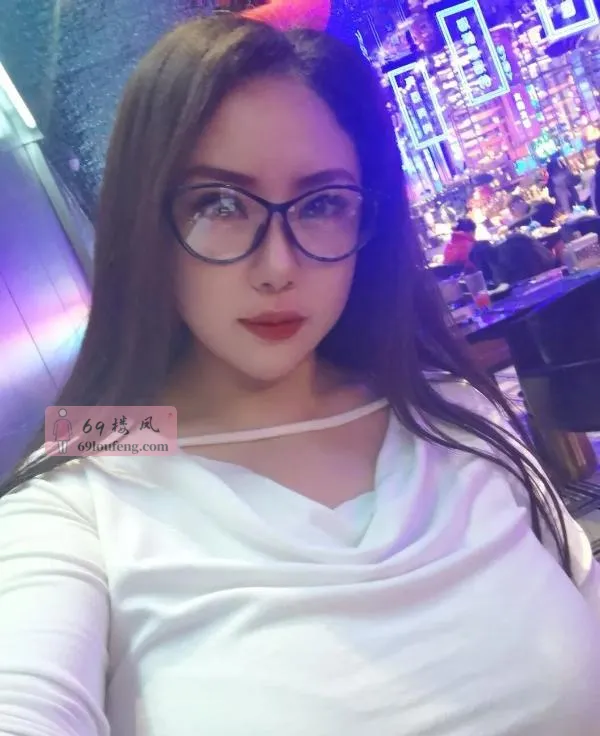 菊乐路大奶莹莹 - 四川-成都 楼凤实拍第3张