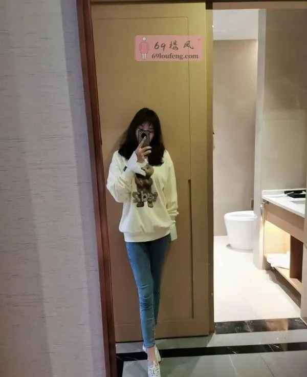 温柔女友感果儿 - 四川-成都 楼凤实拍第2张