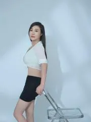 广东 - 广州 宅男福利推荐：人妻熟女莉姐 实景