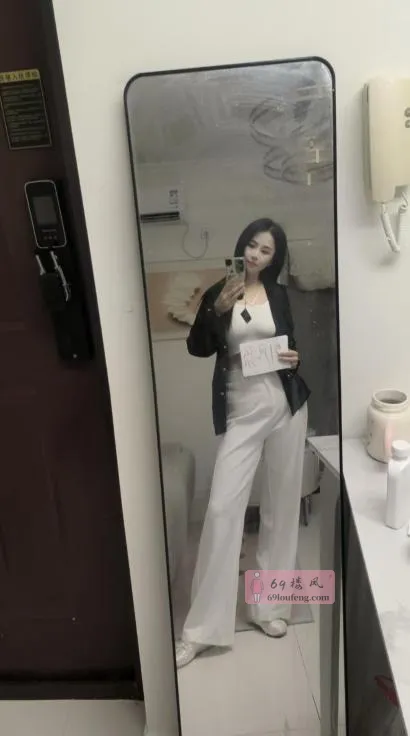 三通风流少妇 - 四川-成都 楼凤实拍第4张