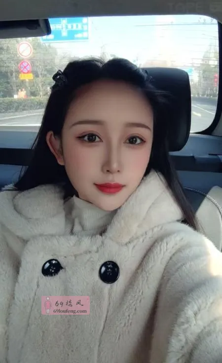 南京鼓楼美女 - 江苏-南京 楼凤实拍第2张